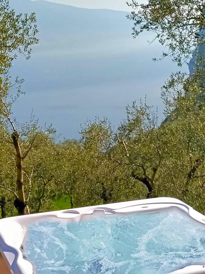 Appartamenti Villa Vagne By Gardadomusmea Tremosine Buitenkant foto